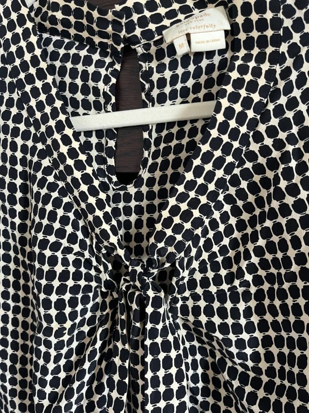 ✨ Kate Spade New York | 100% Silk Black & Cream Lantern Print Tie-Neck Blouse